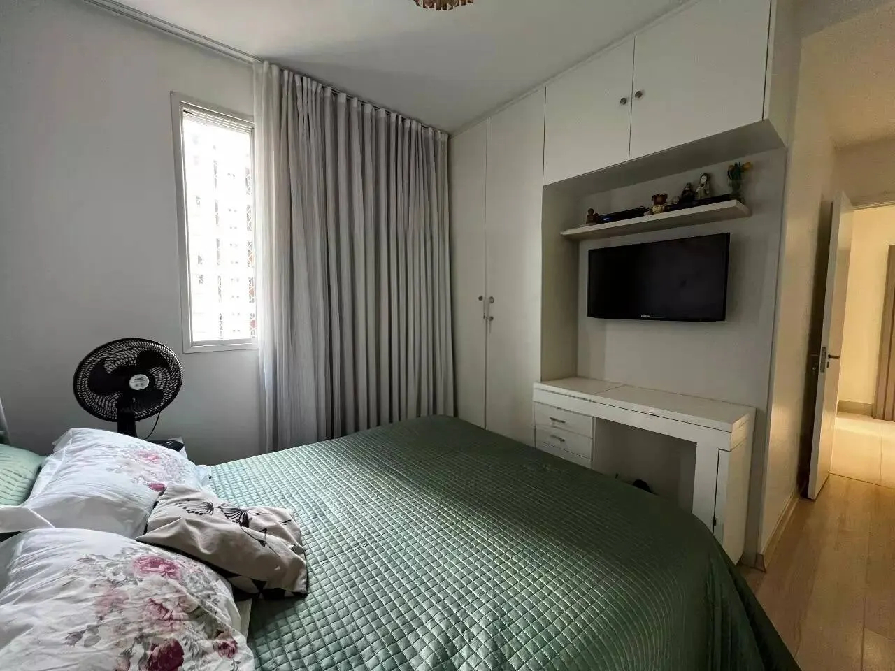 Apartamento 3 Quartos Suíte Lourdes - Rua Plana - Piscina. miniatura 5