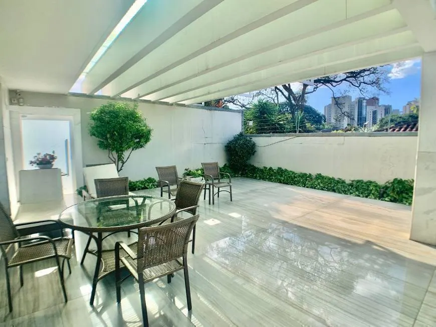 Casa com 7 Quartos e 6 banheiros com 1020 m² no Cidade Jardim miniatura 26