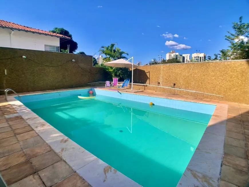 Casa com 7 Quartos e 6 banheiros com 1020 m² no Cidade Jardim miniatura 27