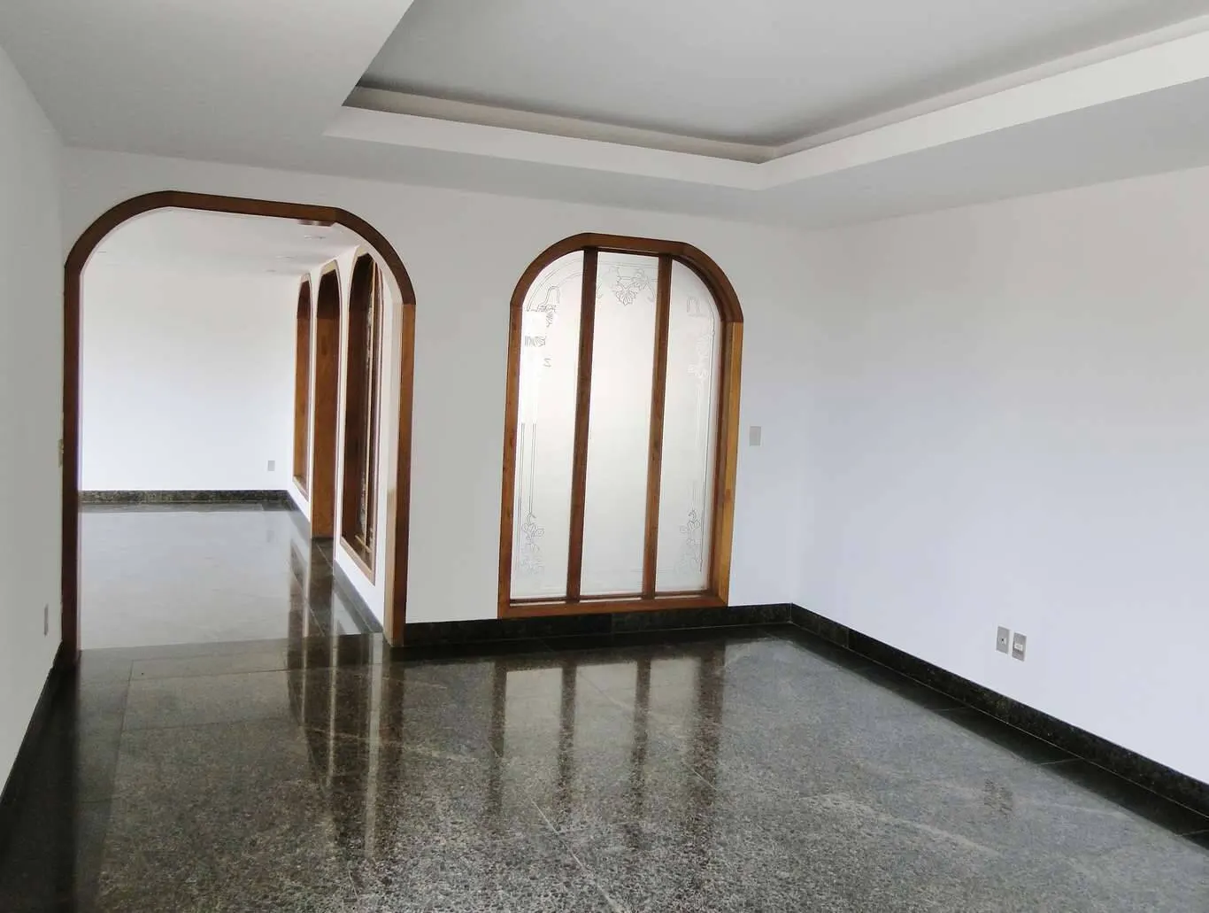 Apartamento com Área Privativa, 4 Quartos, 2 Suites, 4 Vagas Gutierrez. miniatura 2