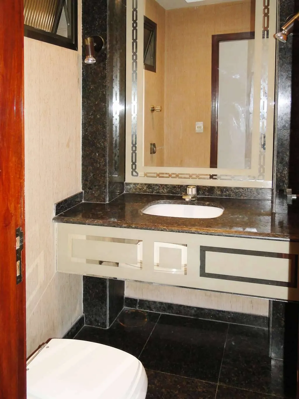 Apartamento com Área Privativa, 4 Quartos, 2 Suites, 4 Vagas Gutierrez. miniatura 13