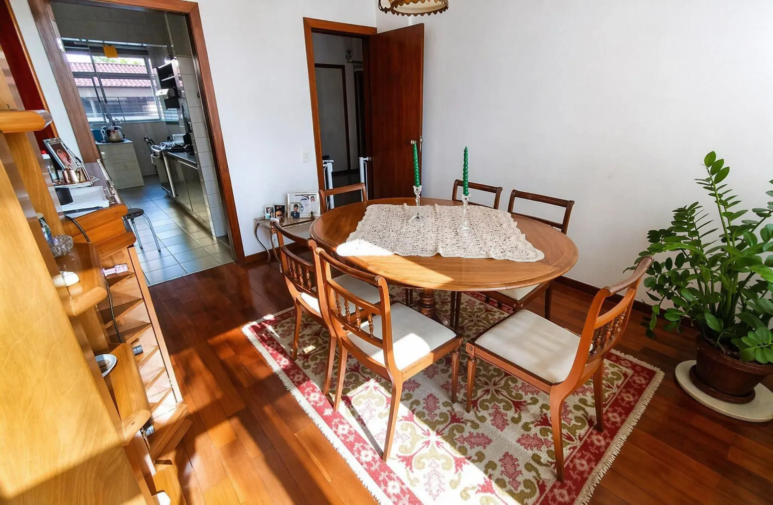 Apartamento com 4 Quartos, 2 Vagas na Serra, 136 m².