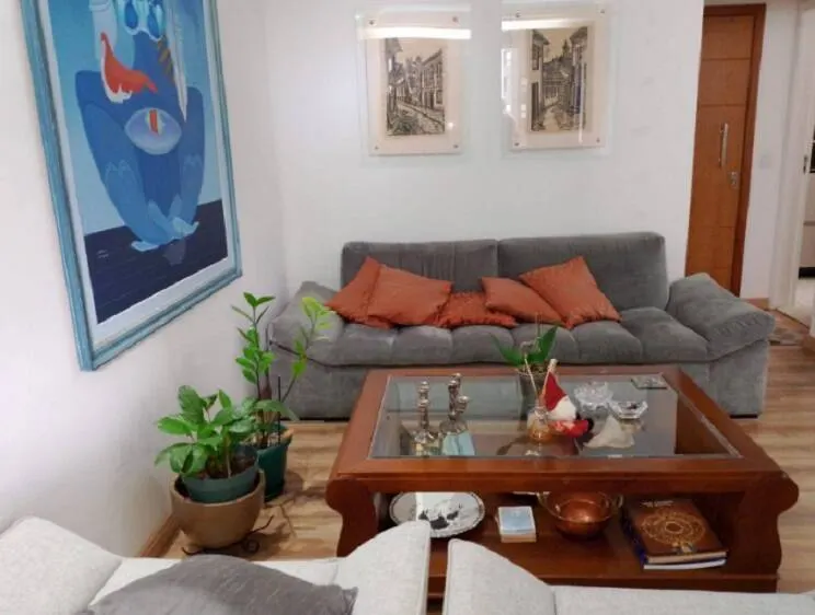 Apartamento com 3 Quartos e 2 Vagas no Belvedere.